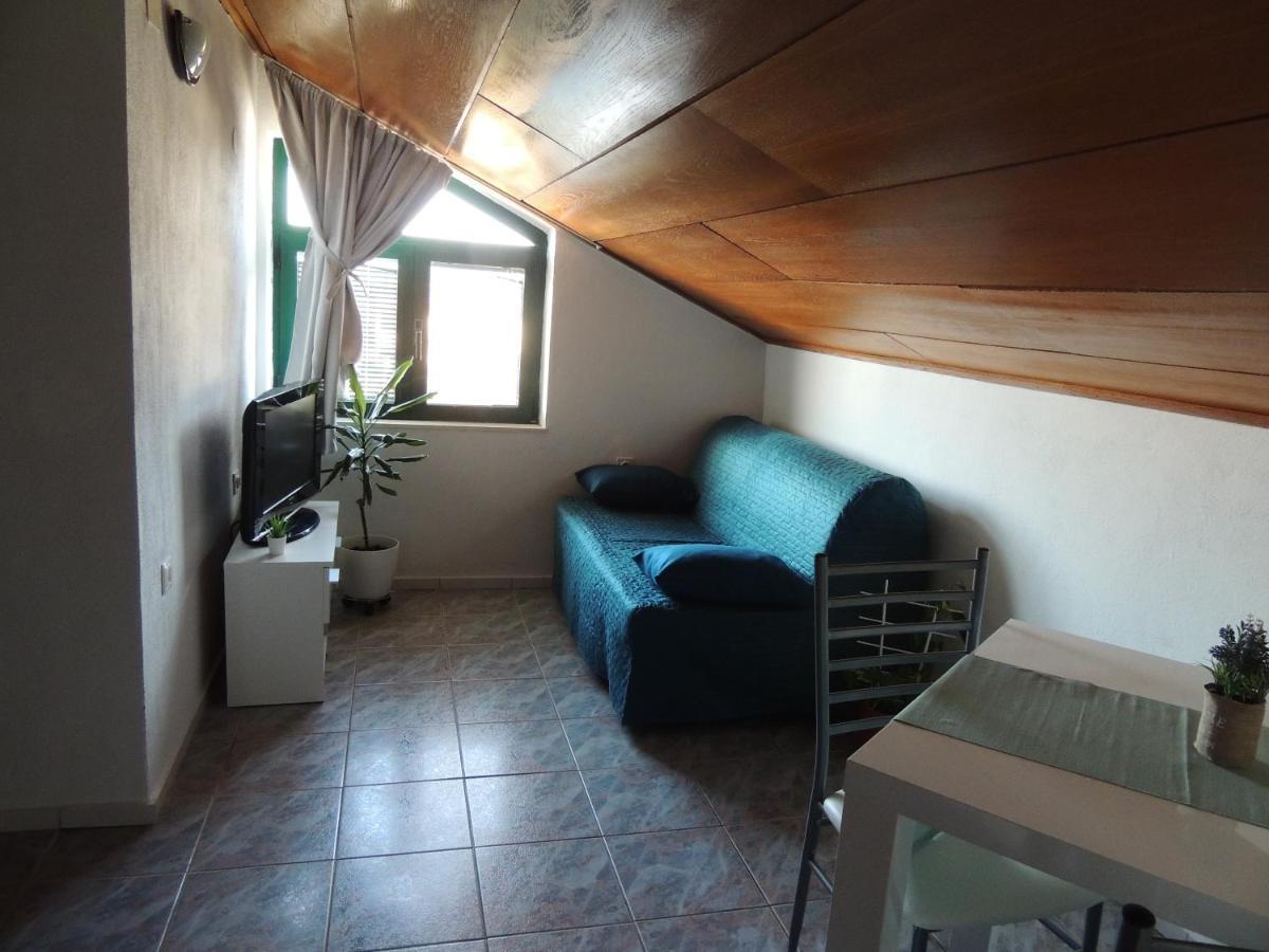 Apartments Suljic - Cash Only Property Stari Grad  Dış mekan fotoğraf