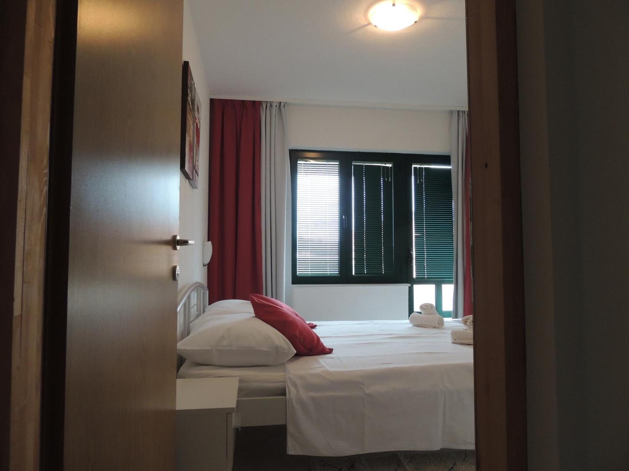 Apartments Suljic - Cash Only Property Stari Grad  Dış mekan fotoğraf