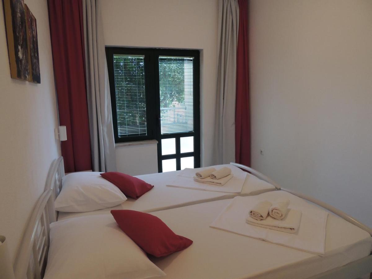 Apartments Suljic - Cash Only Property Stari Grad  Dış mekan fotoğraf