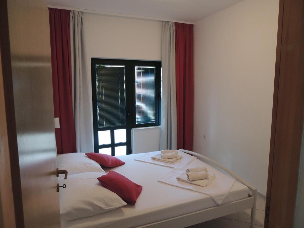 Apartments Suljic - Cash Only Property Stari Grad  Dış mekan fotoğraf
